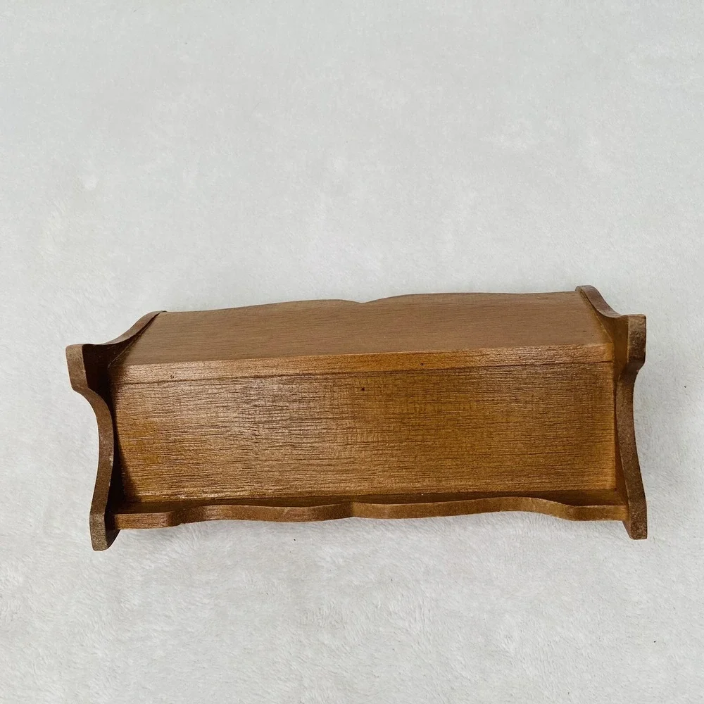 Vintage Concorde Miniatures Red Velvet Parlor Sofa Brass Bed Dollhouse Furniture